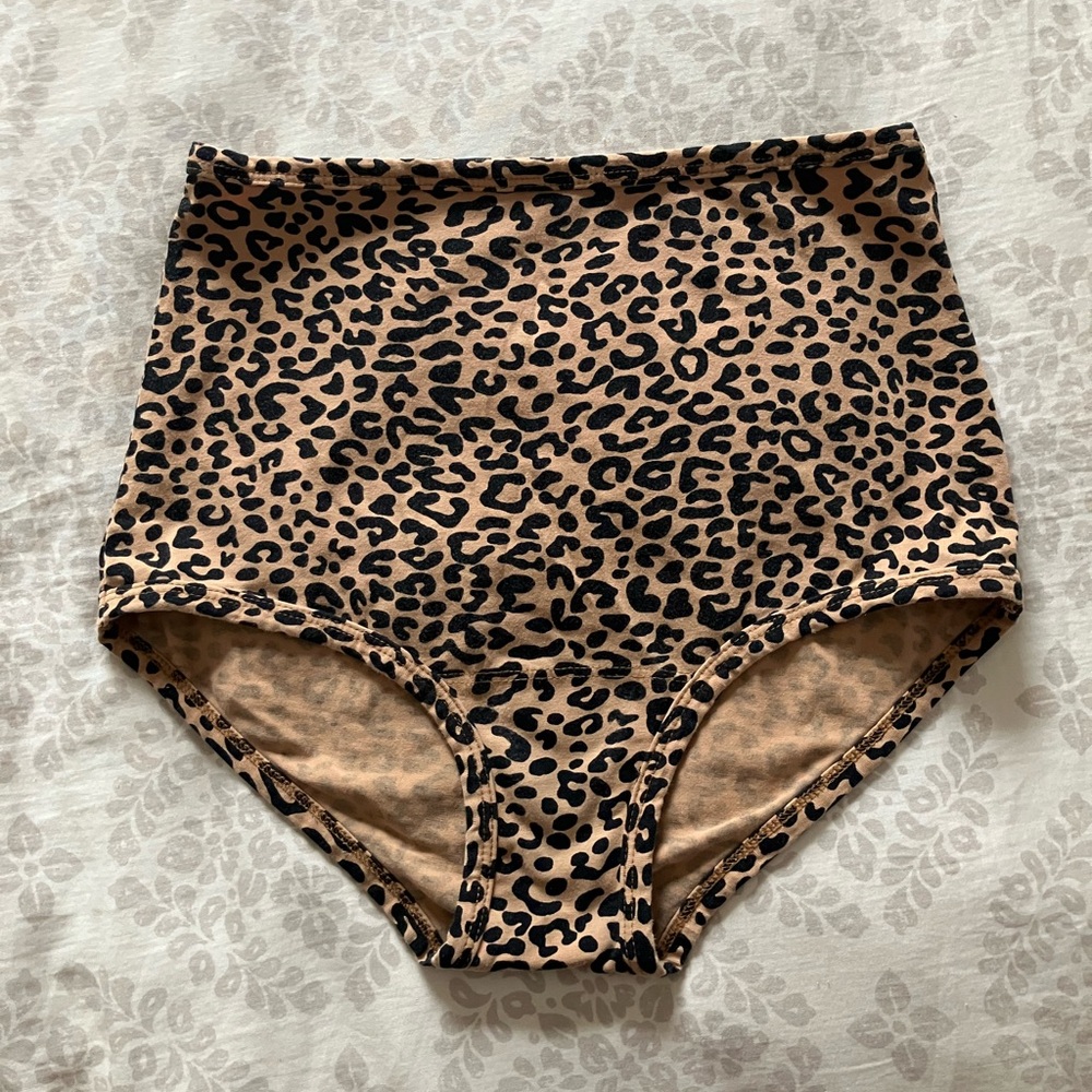 Arq High Rise Undies Size Small